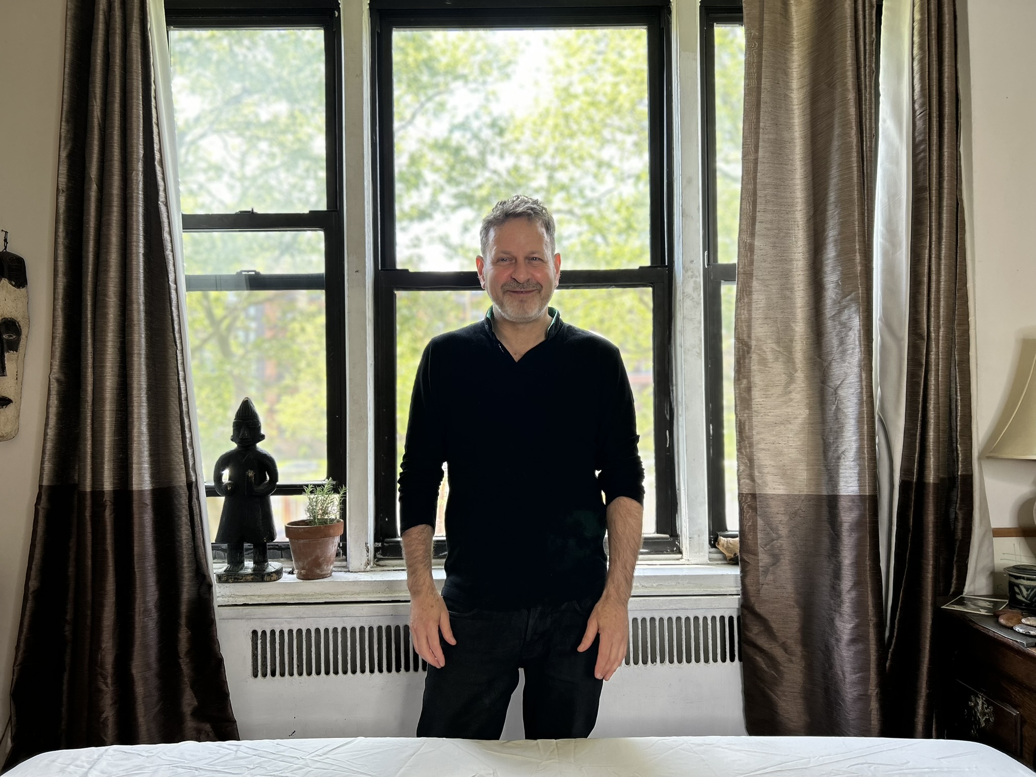 Emotional Intelligence in Leadership: The Secret to Building High-Performance Teams